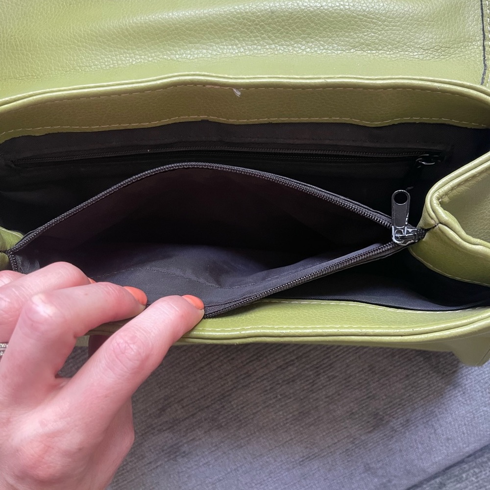 Handbag - Picture 11 of 12